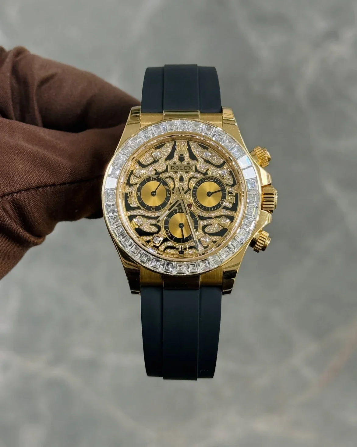Ro*ex Eye Of The Tiger Silicon Belt Edition Premium Quality Luxury Watch watchhaven.in